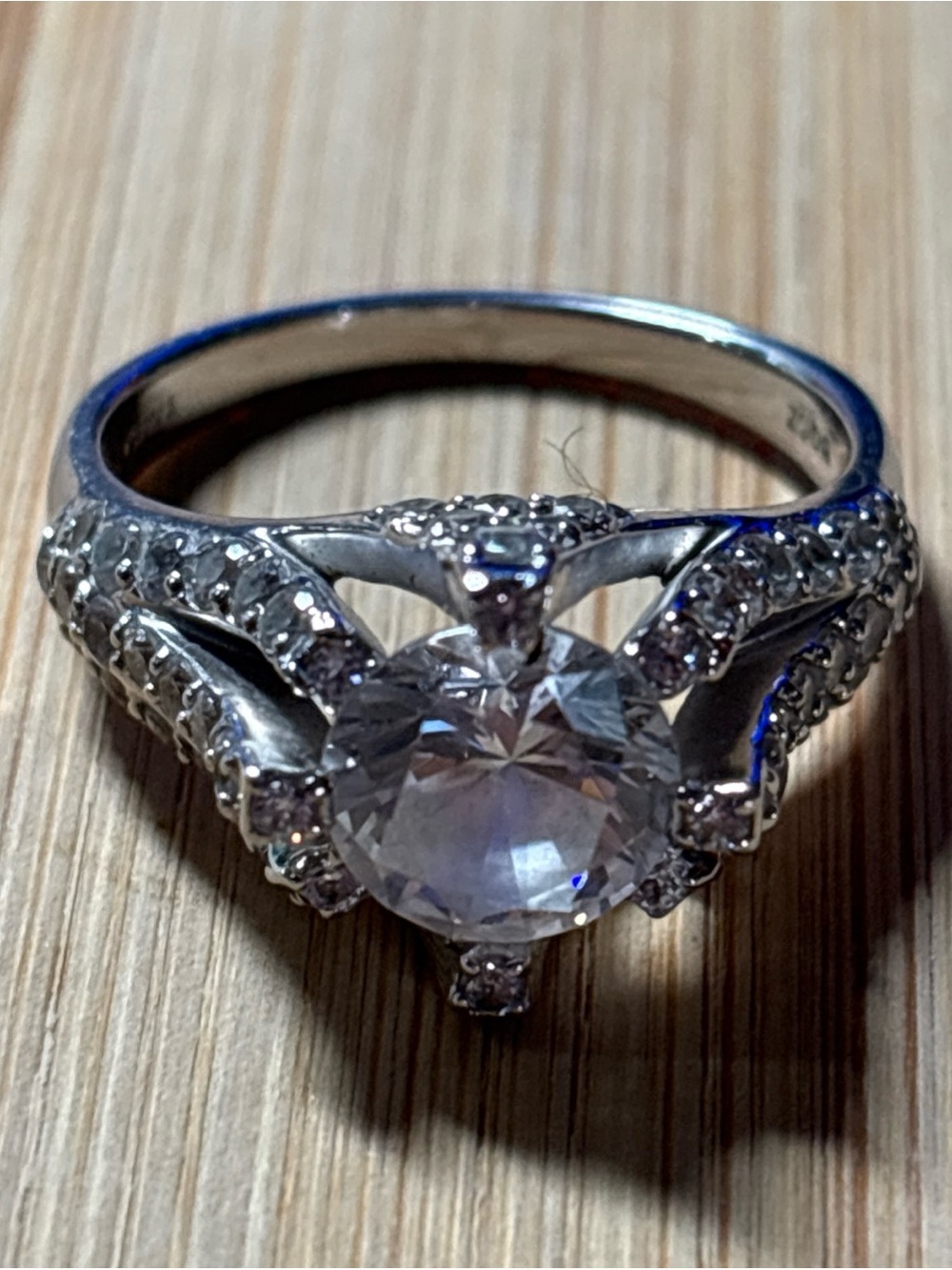 DQ Sterling Silver 2C CZ Solitaire with CZ accents Ring Size 8